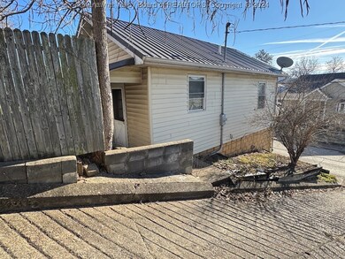 1606 Fletcher Ave, Dunbar, WV 25064 - photo 5