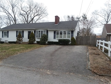 106 Amsterdam Ave, Warwick, RI 02889 - photo 3