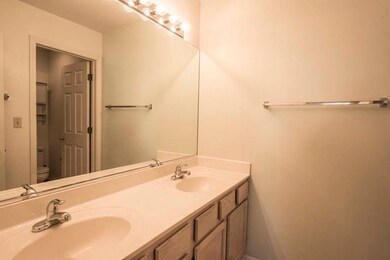 1936 Cobblebrook Ln, Naperville, IL 60565 - photo 6