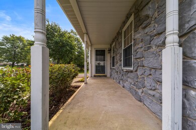 208 Wyckford Dr, Perkasie, PA 18944 - photo 4