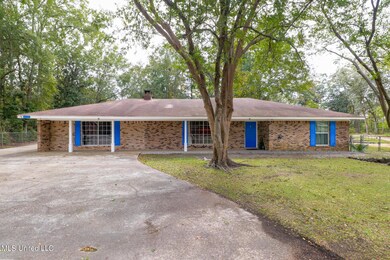 3116 Prescott Dr, Moss Point, MS 39562 - photo 2