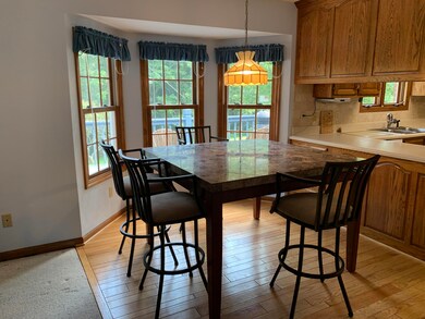 6 Breakfast Area (1)