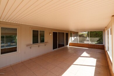 Patio w/Tile Flooring