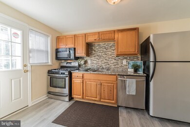 1209 Wicklow Rd, Baltimore, MD 21229 - photo 5