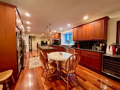 127 Maple St, Lexington, MA 02420 - photo 3