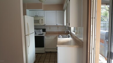 518 Mendel Ln, Titusville, FL 32796 - photo 5