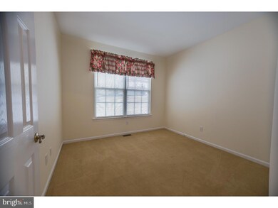 1405 S Hunting Horn Turn unit 392, Glen Mills, PA 19342 - photo 3