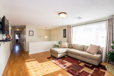 20 Holly Ln, Holliston, MA 01746 - photo 5