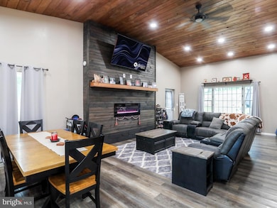 280 Champwood Ridge Ct, Keyser, WV 26726 - photo 3