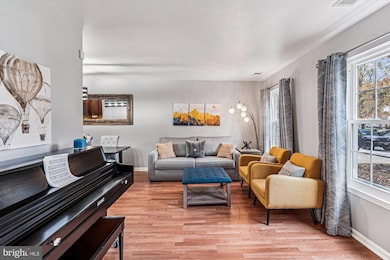 10339 Broom Ln, Lanham, MD 20706 - photo 5