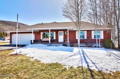 2985 Highland Loop Kamas UT-large-002-01