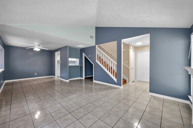 7810 Mauvewood Dr, Houston, TX 77040 - photo 6