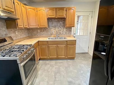 1310 W Gordon St, Allentown, PA 18102 - photo 5