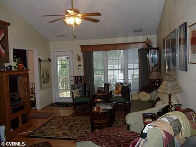 14912 Featherchase Dr, Chesterfield, VA 23832 - photo 2