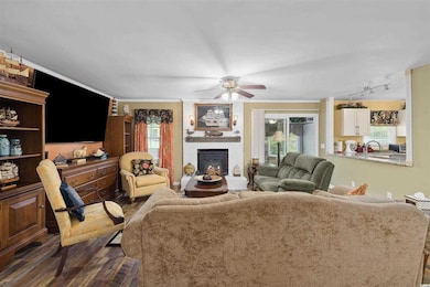 738 Columbia Dr, Myrtle Beach, SC 29577 - photo 6