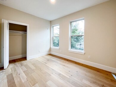 12 Arnold Cir unit 8, Cambridge, MA 02139 - photo 4