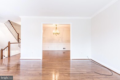 2009 Gervais Dr, Falls Church, VA 22043 - photo 4