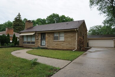 339 N Mcaree Rd, Waukegan, IL 60085 - photo 2