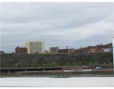 1837 Merriman Way unit 33D2, Pittsburgh, PA 15203 - photo 5