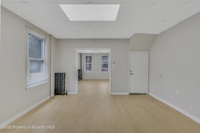 821 Delaware St, Scranton, PA 18509 - photo 7