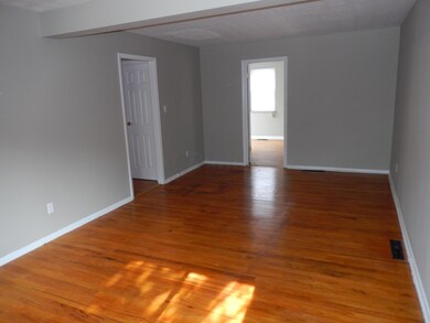 4843 Karl Rd, Columbus, OH 43229 - photo 5