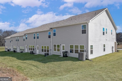 3988 Hidden River Ln, Oakwood, GA 30566 - photo 3