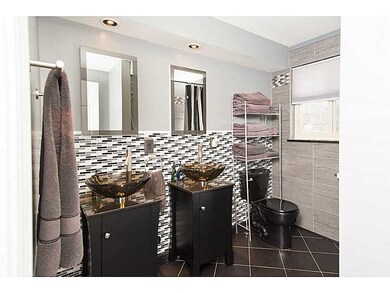 Master Bath/Spa.
