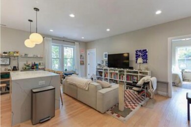 2901 N Allen Ave unit 2S, Chicago, IL 60618 - photo 3