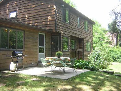 Patio/Deck Enjoy Backyard Patio And Parklike Setti