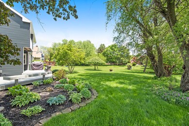 2216 Piney Point Dr, Lansing, MI 48917 - photo 5