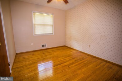 131 Yost St, Manassas Park, VA 20111 - photo 6