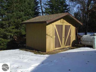 785 Lula Ln, Alger, MI 48610 - photo 2