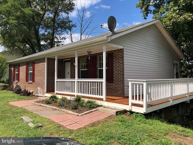 105 Parkwood Cir, Winchester, VA 22602 - photo 2