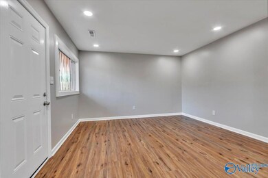 133 Wilkenson Dr NE, Huntsville, AL 35811 - photo 4