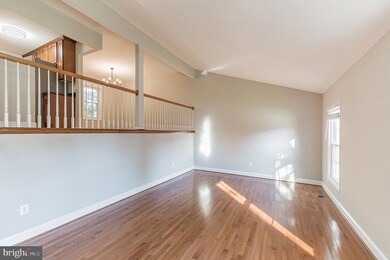 2840 Edgelea Rd, Vienna, VA 22181 - photo 2