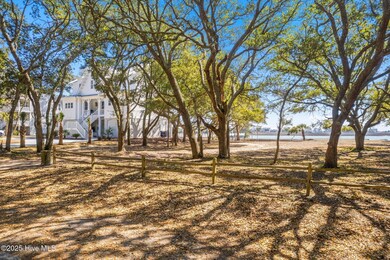 3793  Windy Point Road SW, Supply