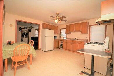 101 Chapel St, Lowell, MA 01852 - photo 5