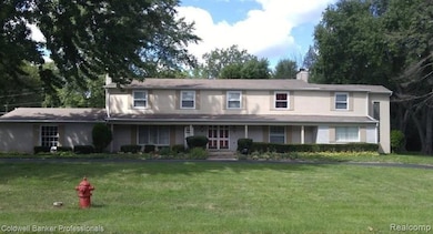 29585 Woodhaven Ln, Southfield, MI 48076 - photo 5