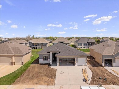 9313 Saddletop St, Lenexa, KS 66227 - photo 2