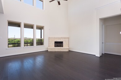 940 Carriage Loop, New Braunfels, TX 78132 - photo 5