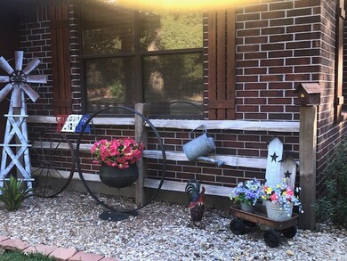 36 Kalyn Rd, Huntsville, TX 77340 - photo 4