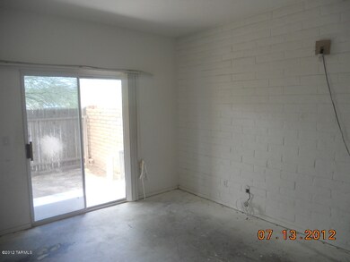 03 Living Room