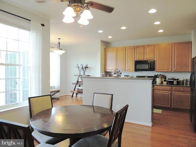 3317 Beechcliff Dr, Alexandria, VA 22306 - photo 6