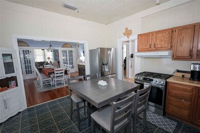 Step into this delightful breakfast room, a perfec