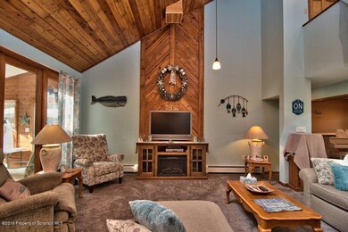 409 Edgar St, Olyphant, PA 18447 - photo 4