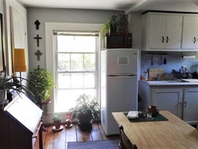 18 Clinton St unit 3, Cambridge, MA 02139 - photo 2