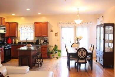 208 Twins Ln, Mountain Top, PA 18707 - photo 4