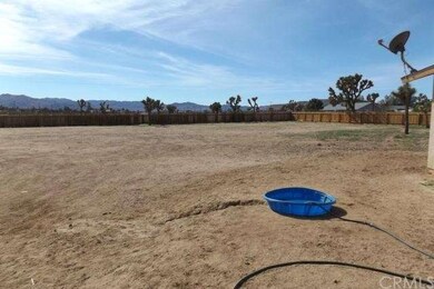 59429 Sunway Dr, Yucca Valley, CA 92284 - photo 5