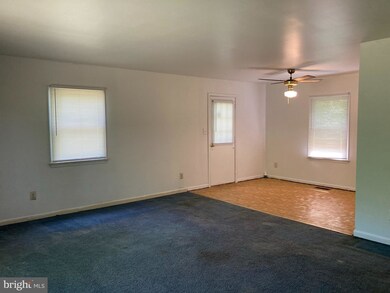 14949 Leeland Rd, Upper Marlboro, MD 20774 - photo 5