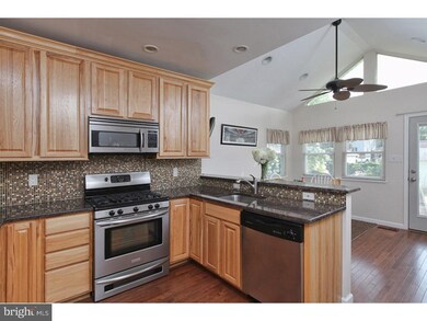 39 S Davis Ave, Audubon, NJ 08106 - photo 2